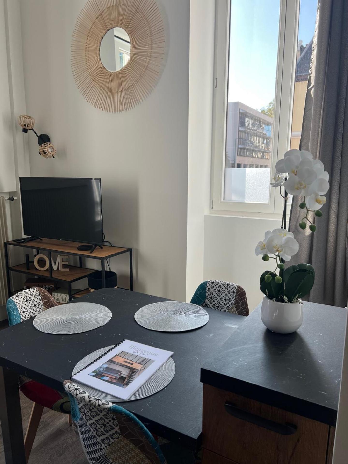 Le Terminus Apartment Aix-les-Bains Ngoại thất bức ảnh